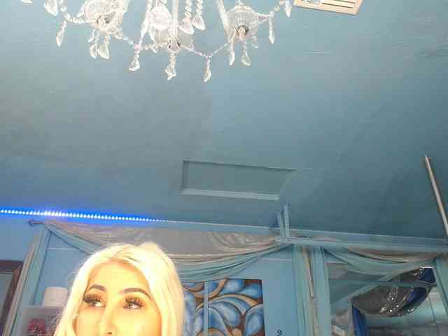 adrianna_fox