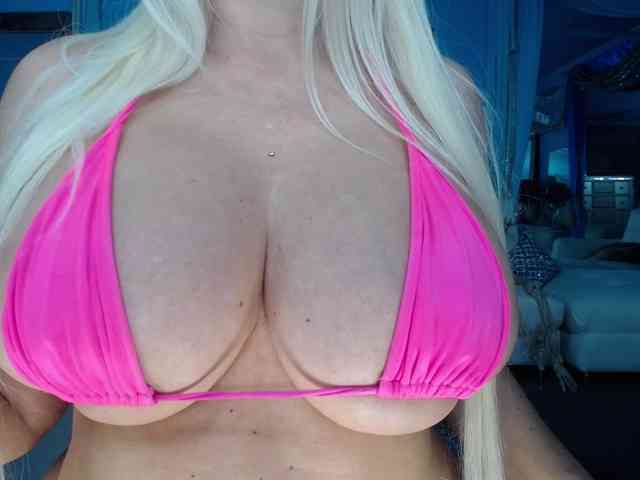 adrianna_fox webcam