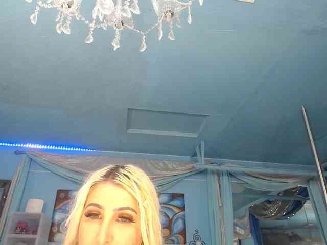 adrianna_fox webcam