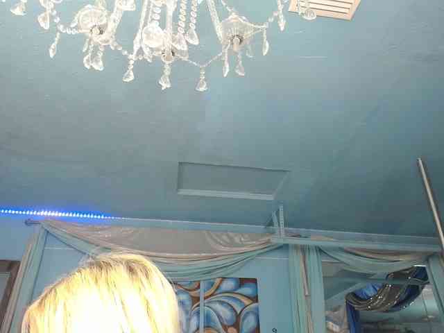 adrianna_fox webcam