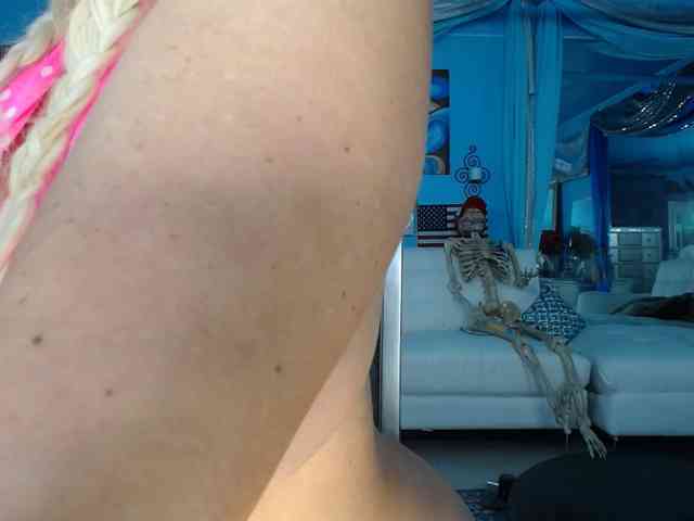 adrianna_fox webcam