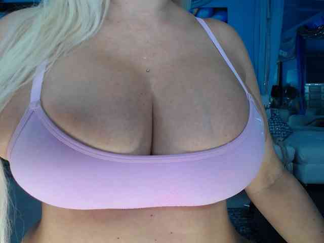 adrianna_fox
