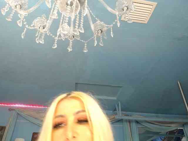 adrianna_fox webcam