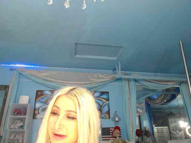 adrianna_fox