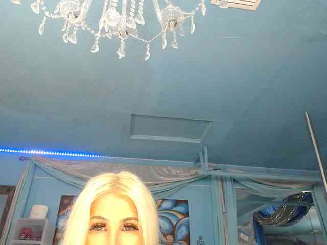 adrianna_fox adrianna_fox