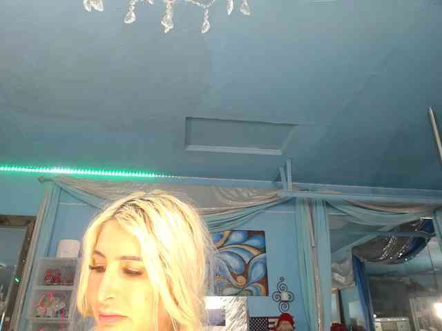 adrianna_fox webcam