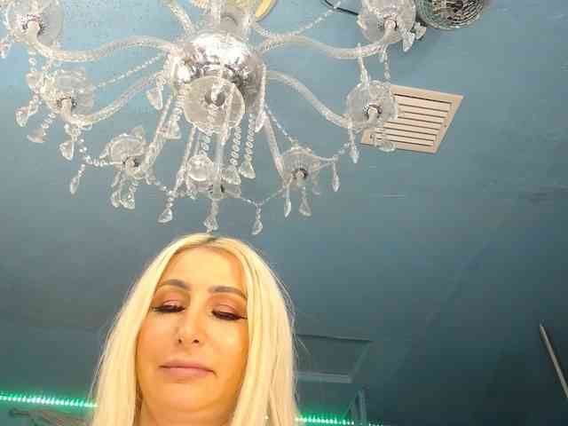 adrianna_fox webcam