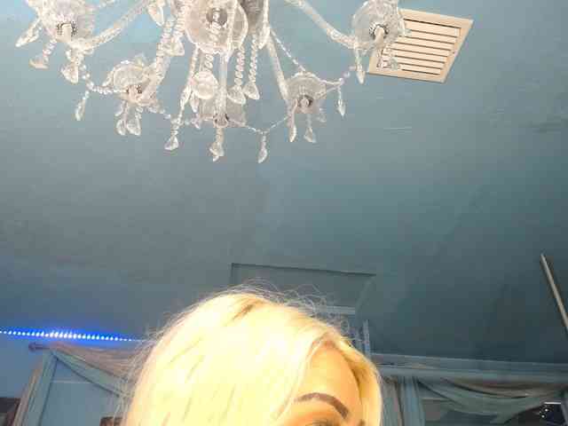 adrianna_fox webcam