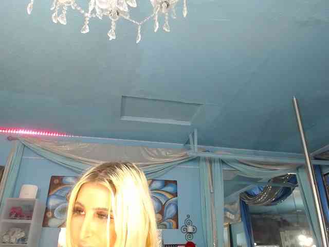adrianna_fox webcam