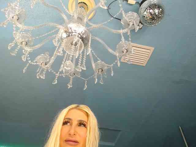 adrianna_fox webcam