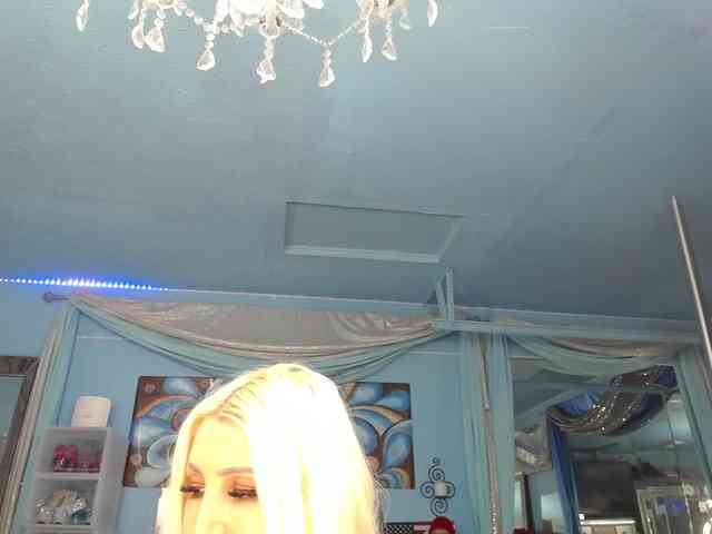 adrianna_fox