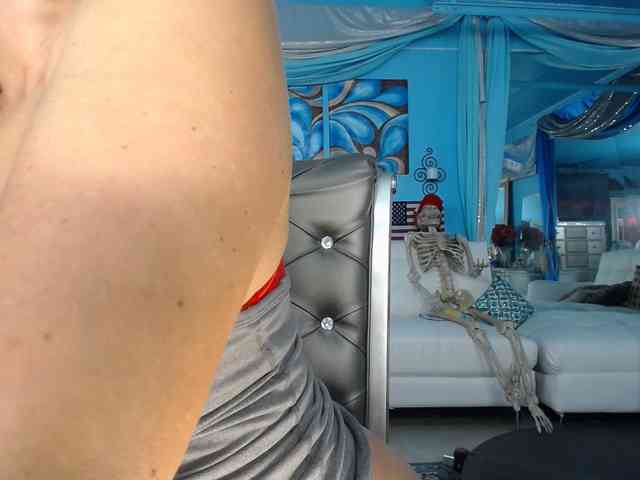 adrianna_fox webcam