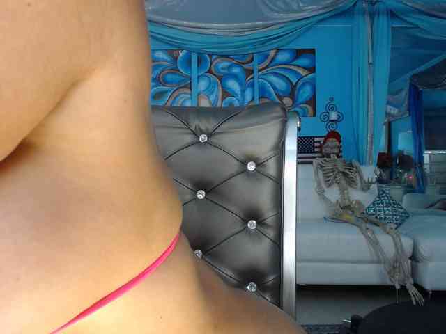 adrianna_fox webcam