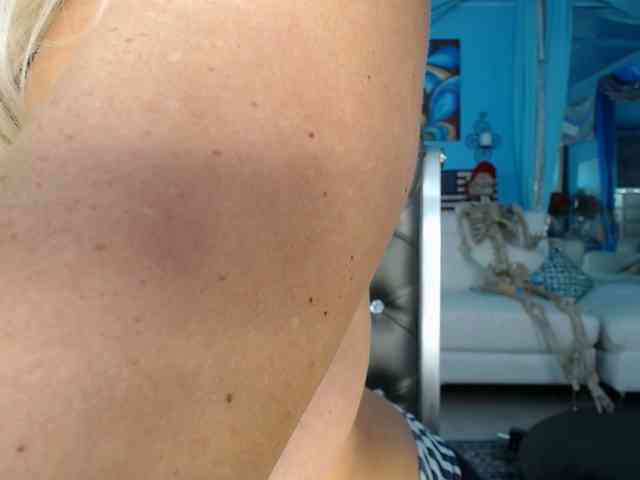 adrianna_fox webcam