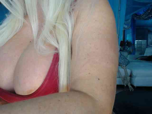 adrianna_fox webcam