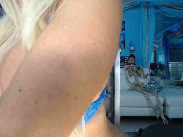 Adrianna_fox - Girl 