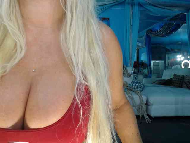 adrianna_fox webcam