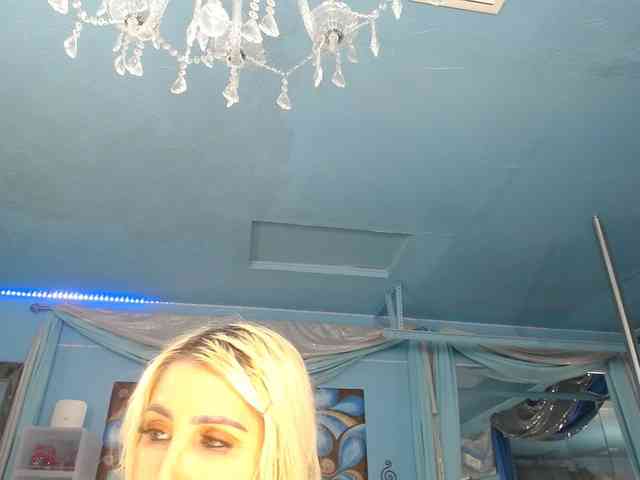 adrianna_fox webcam
