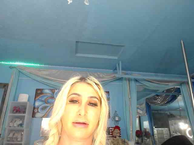 adrianna_fox webcam