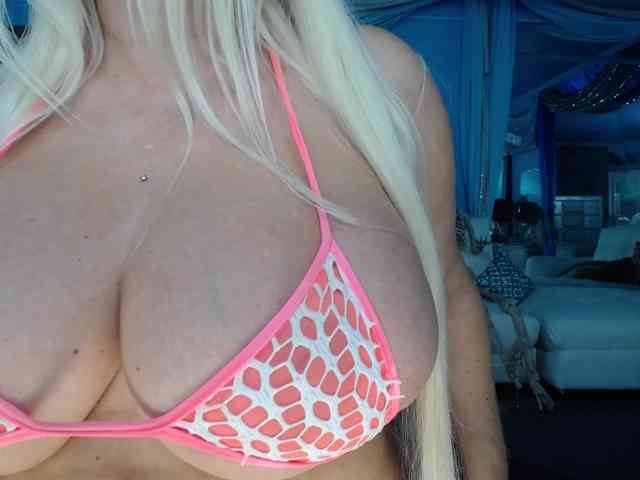 adrianna_fox webcam