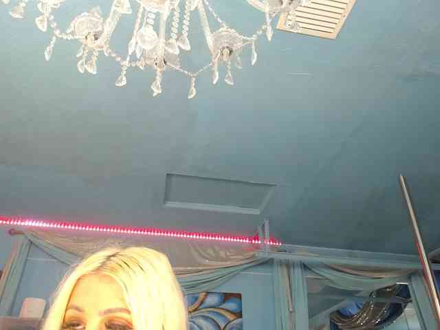 adrianna_fox webcam