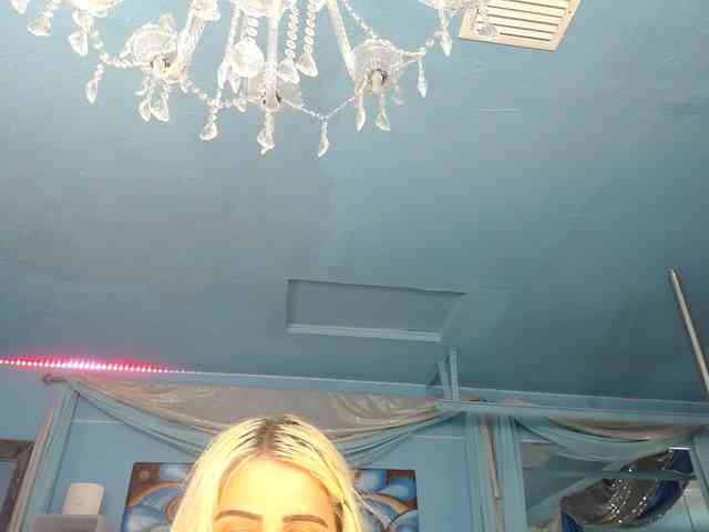 adrianna_fox