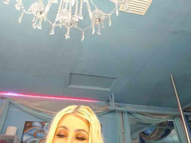 adrianna_fox webcam