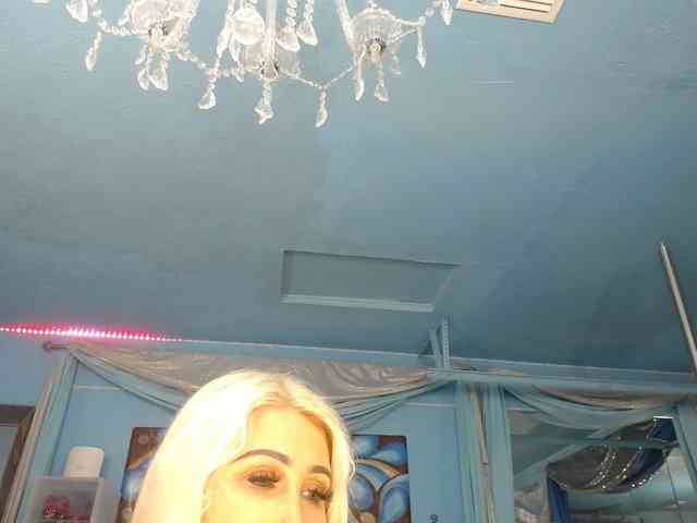 adrianna_fox