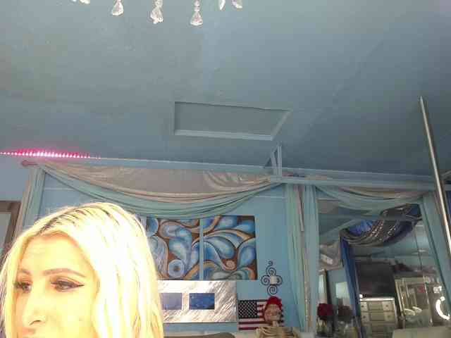 adrianna_fox