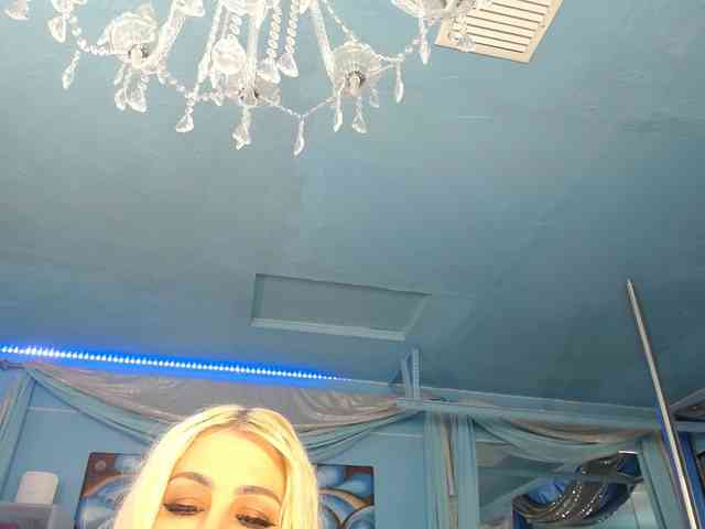 adrianna_fox webcam