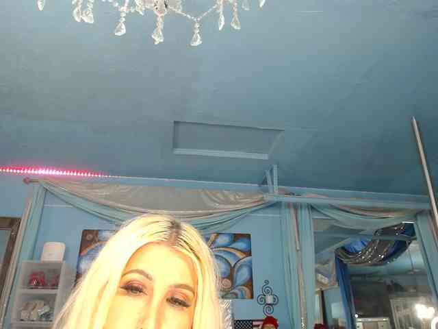 adrianna_fox