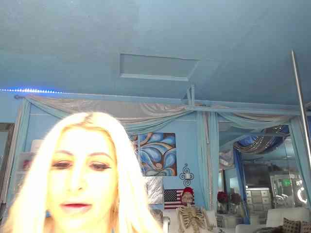 adrianna_fox webcam