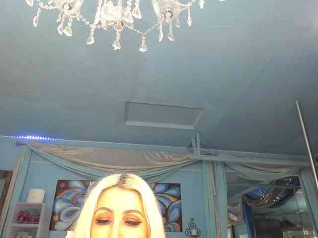adrianna_fox webcam