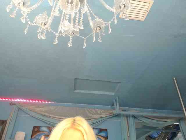 adrianna_fox webcam