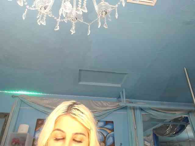 adrianna_fox