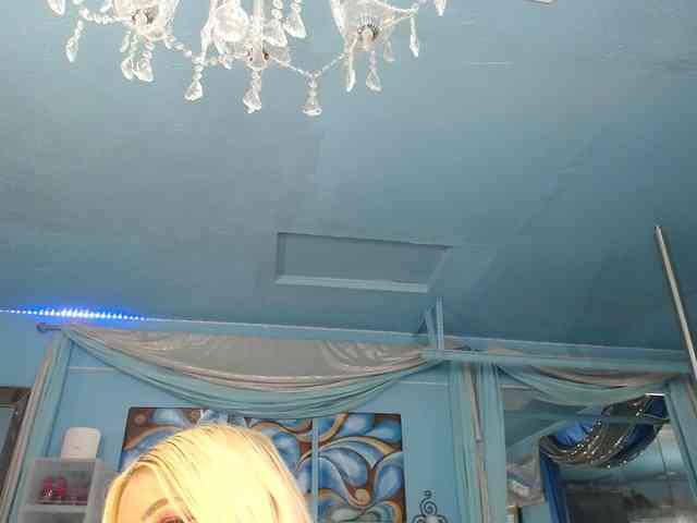 adrianna_fox webcam
