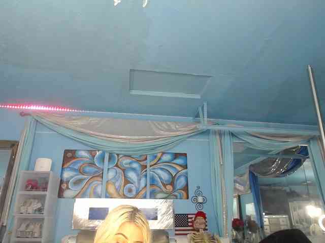 adrianna_fox webcam