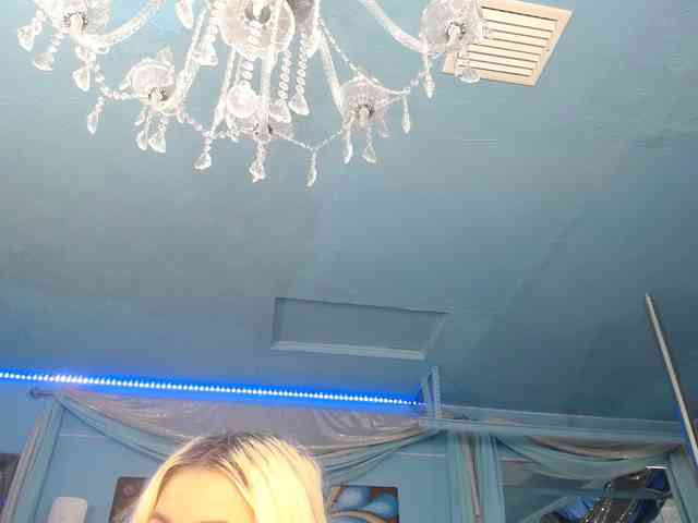 adrianna_fox