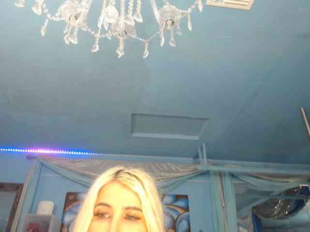 adrianna_fox webcam