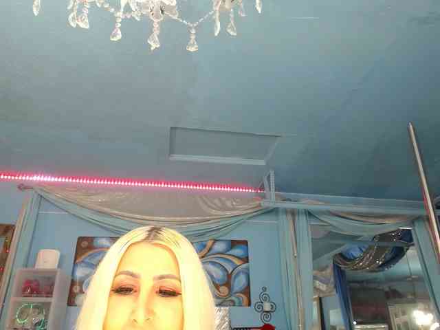 adrianna_fox webcam