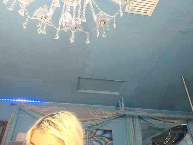 adrianna_fox