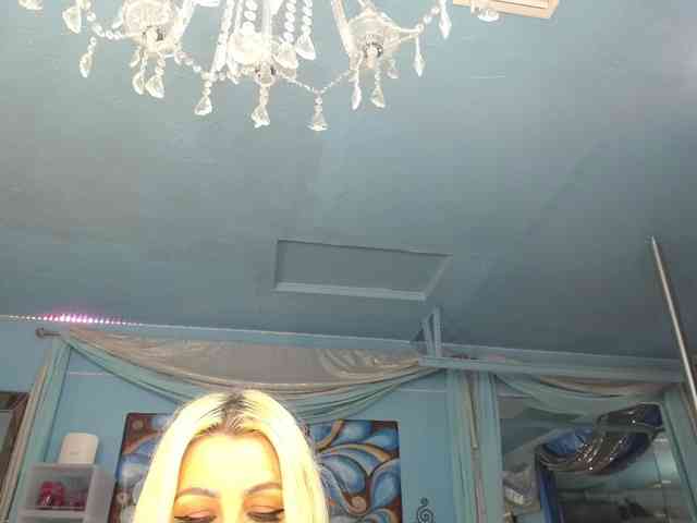 adrianna_fox