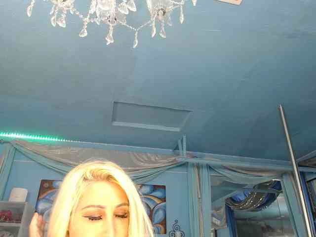 adrianna_fox webcam