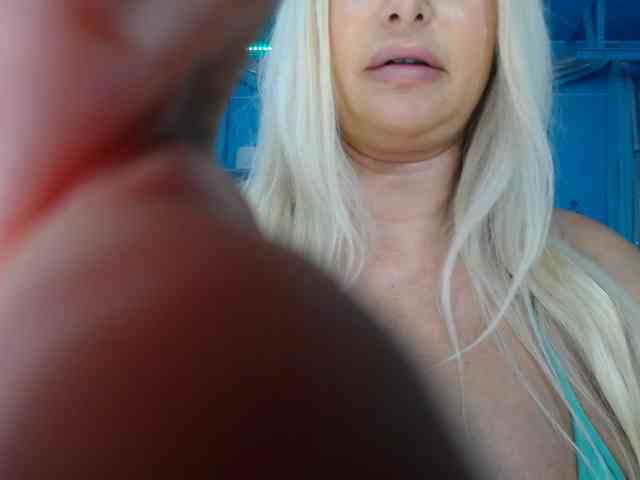 adrianna_fox webcam