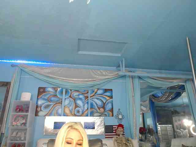 adrianna_fox webcam