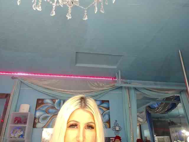 adrianna_fox webcam