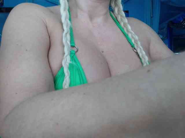 adrianna_fox