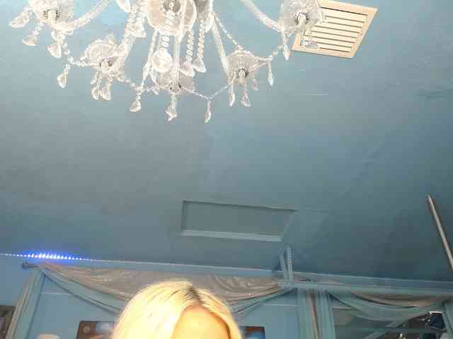 adrianna_fox webcam