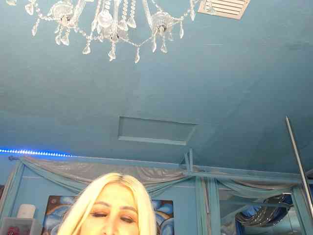 adrianna_fox webcam