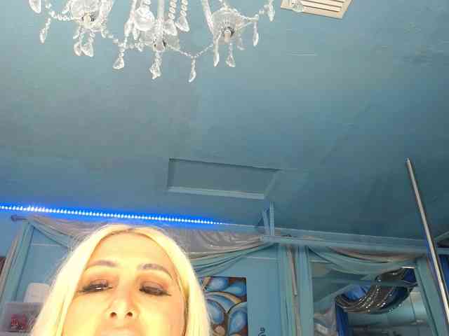 adrianna_fox webcam